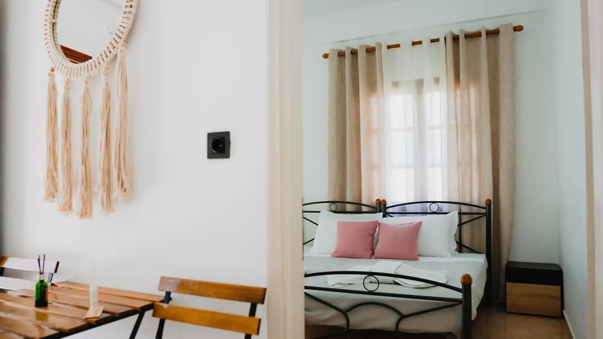Βastasio Apartments Pefkochori 0*,