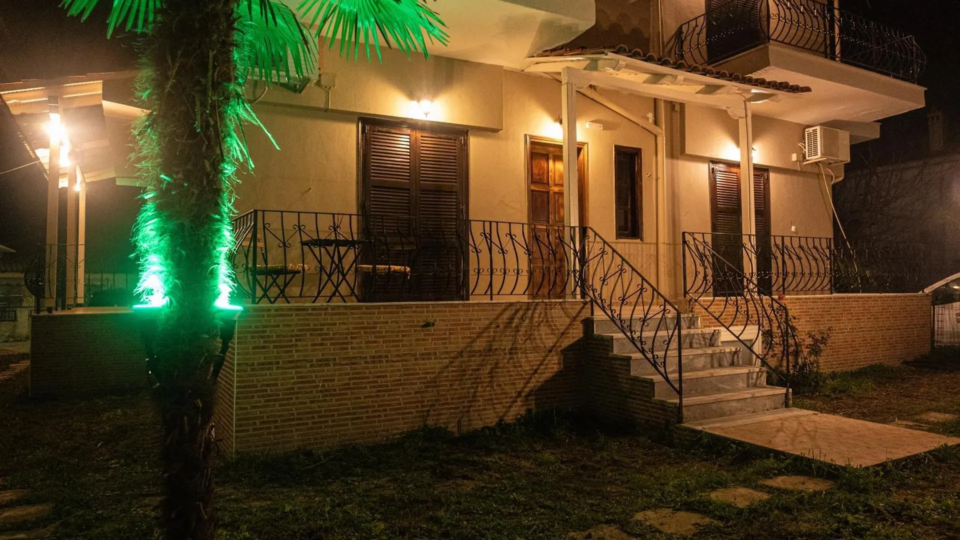 Βastasio Apartments Pefkochori 0*,