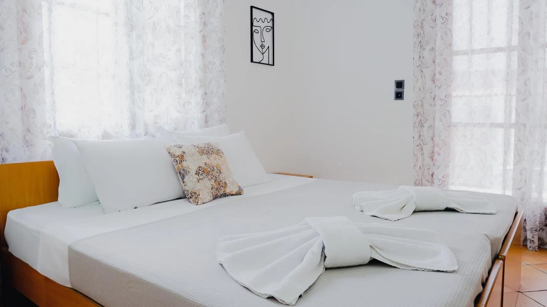 Βastasio Apartments Pefkochori 0*,
